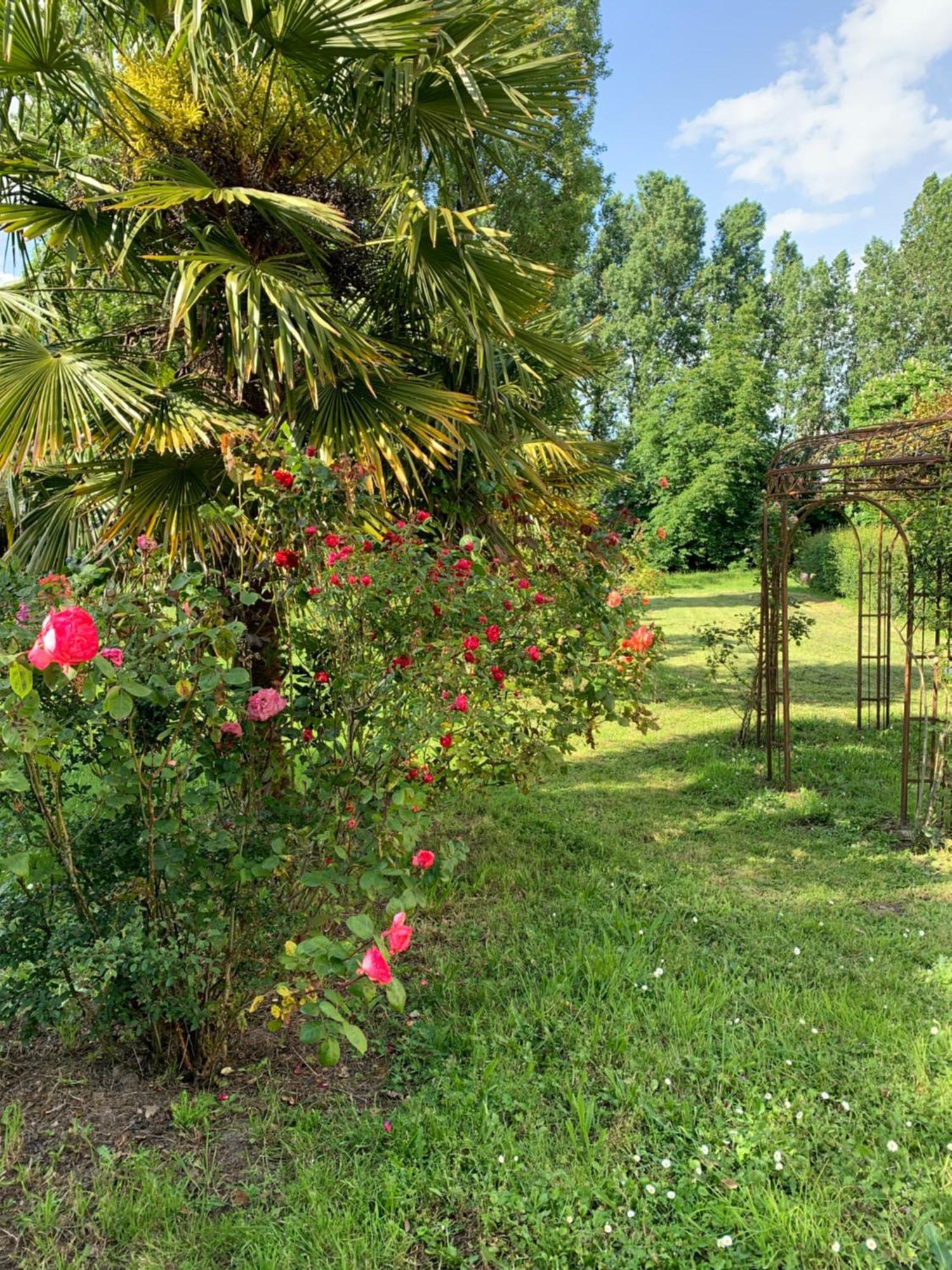 Manoir De Bel Ebat Hotel Crossac Luaran gambar